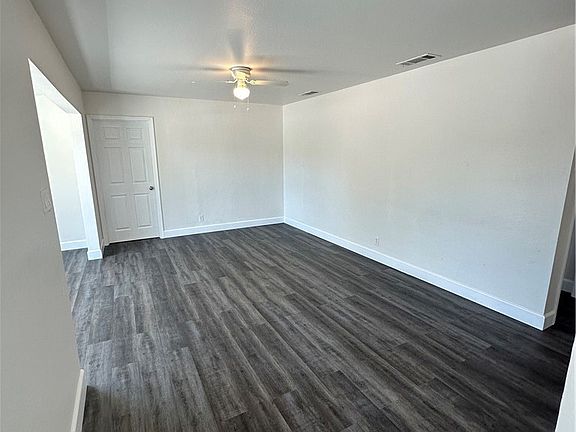4th image of 454 S Rosario Ave #A
