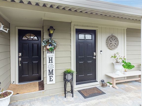 4th image of 707 37th Street SE #12