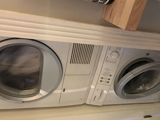 Rented by Yael Dunsky Real Estate | media 29