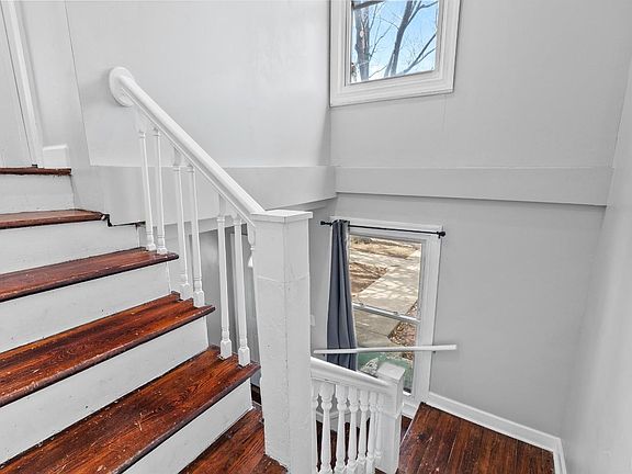 4th image of 608 Euclid Ave