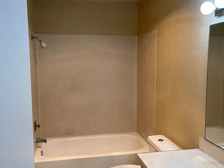 9925 Everett (Wildwood) — Photo 35