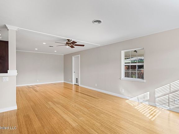 3rd image of 1616 Saint Ann Ave
