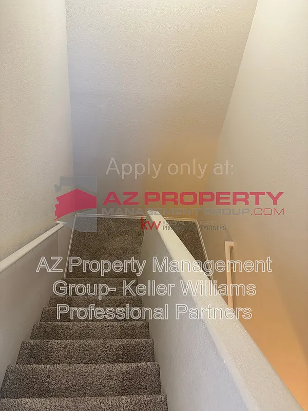 2 bed, 2.0 bath, 1253 sqft, $1,800 — Photo 2