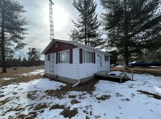 1117 Wildwood Trl, Luzerne, MI