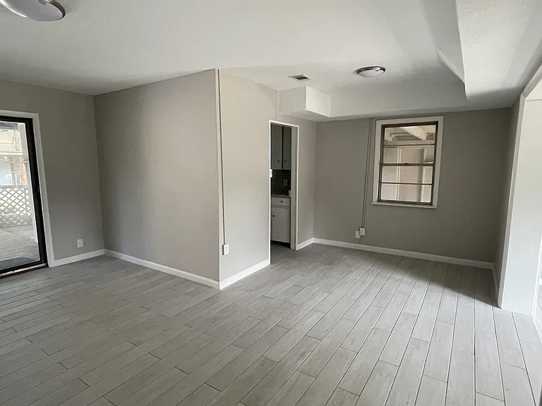 1384 Pullen Rd #2/1 — Photo 6
