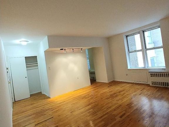 3rd image of 446 Central Park W APT 6E