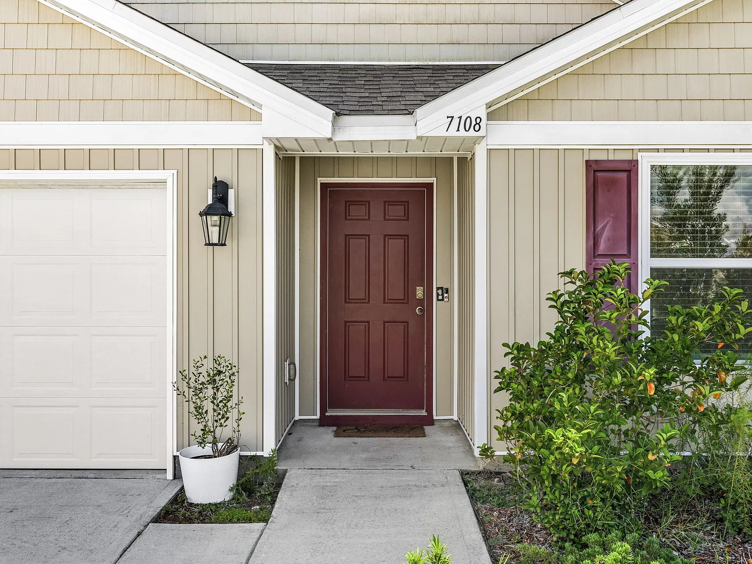 7108 Penn Way - 1 — Photo 3