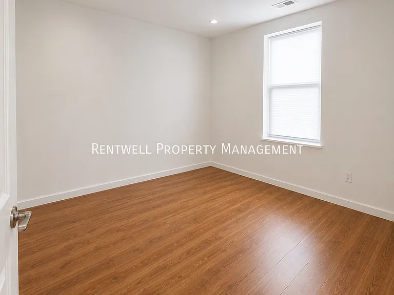 118 N 2nd Ave #2 — Photo 3