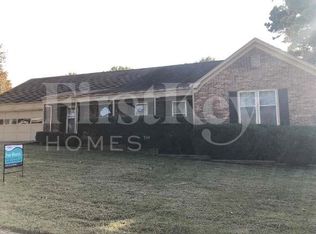 4965 Ridge Tree Dr, Memphis, TN 38128