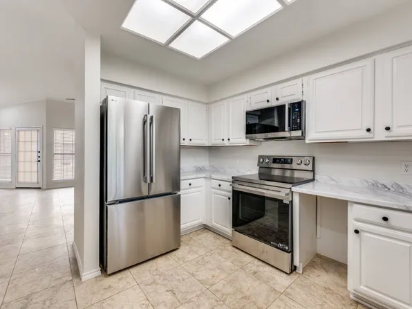 401 Pebble Way APT 239, Arlington, TX 76006
