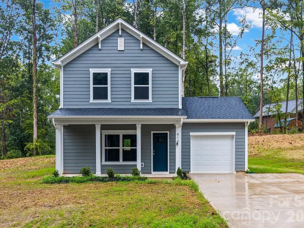 610 W Lewis St, Dallas, NC 28034
