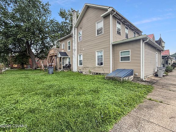 2nd image of 200 Danis St