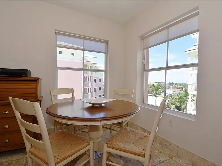 2051 SE 3rd St #509 — Photo 20