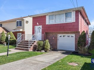 48 Albourne Ave E, Staten Island, NY 10312