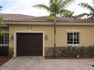 3262 NE 11th Dr, Homestead, FL 33033