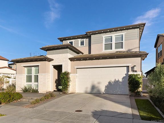 4th image of 3701 Tavara Cir