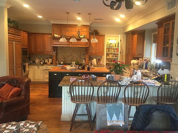 Large Kitchen
