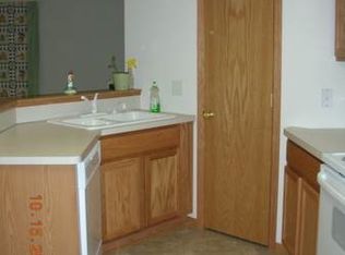 7649 Arboretum Village Ln, Chanhassen, MN 55317