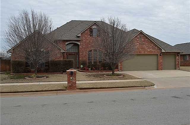 1st image of 3116 Walden Ave