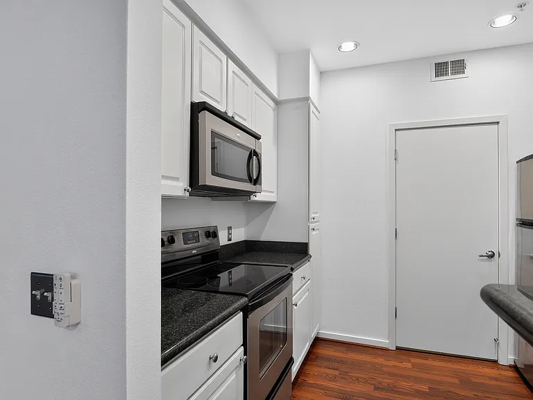 3633 N 3rd Ave #2082 — Photo 7