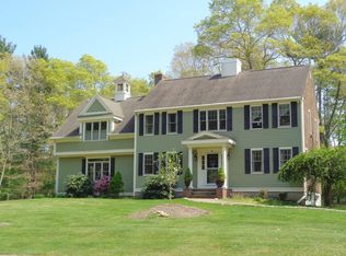 24 Rigdale Dr, Kingston, MA 02364