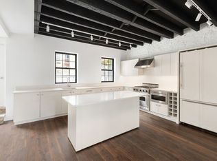 743 E 6th St #A, New York, NY 10009