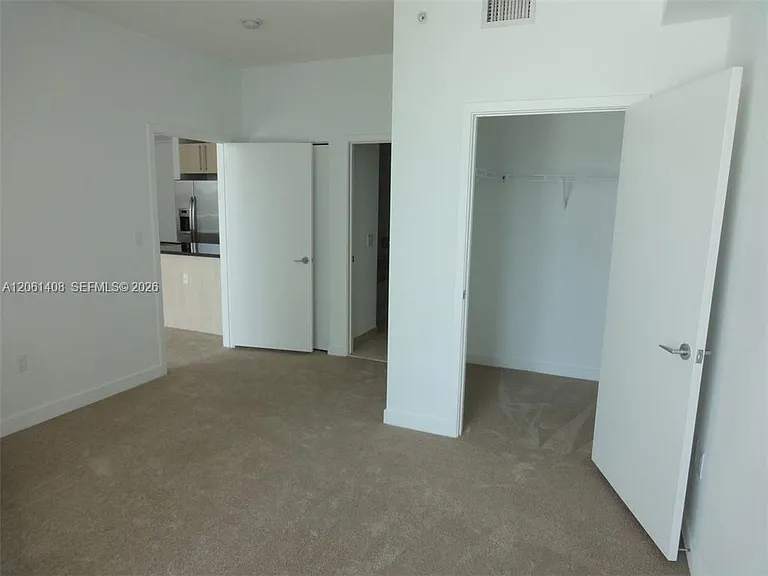 79 SW 12th St #1203 — Photo 6