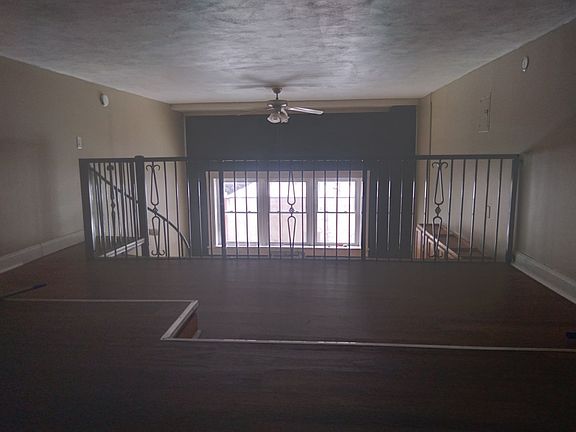 2nd image of 44-46 Main St #3