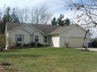 31673 Pawton Ln, Paw Paw, MI 49079