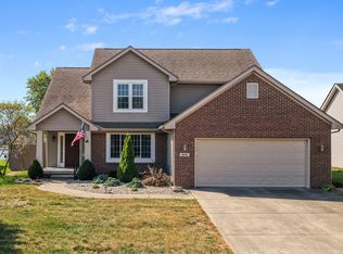 1945 Westminster Pl, Columbus, IN 47201