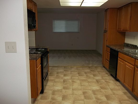 2nd image of 14632 S Pueblo Dr