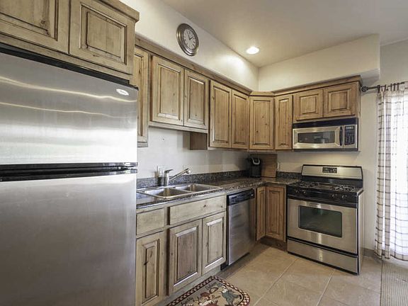 3rd image of 2177 N Lone Rock Dr