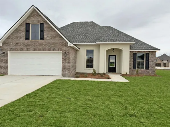 745 Crewe Ln, Bossier City, LA 71111