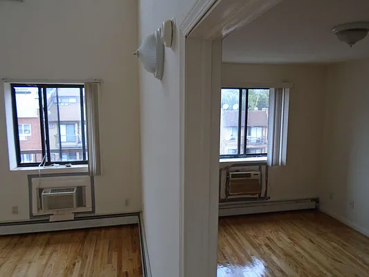 Rented by 18 REALTY | media 28