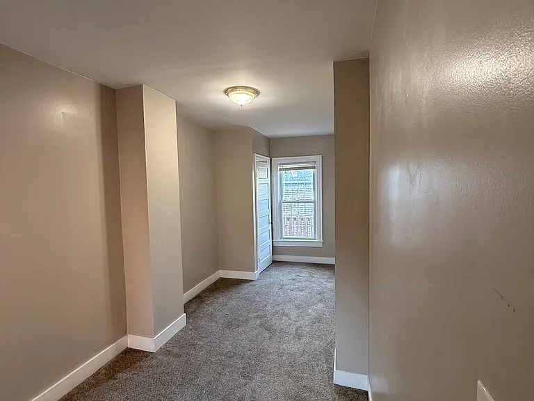 439 W Ferry St #6 — Photo 12