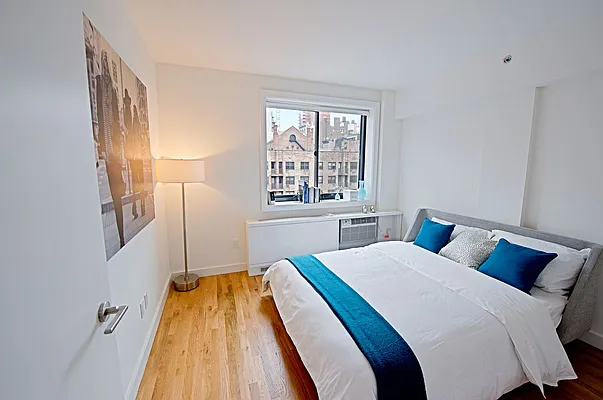 Rented by Stonehenge NYC LLC | media 4