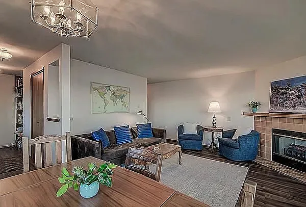 4021 Beach Dr SW #202 — Photo 5