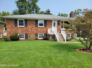 6201 Rocky Mountain Dr, Louisville, KY 40228