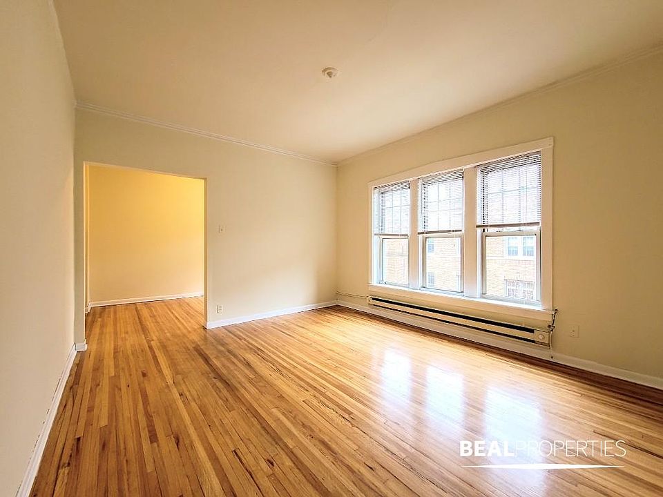 1st image of 622 W Barry Ave #X2