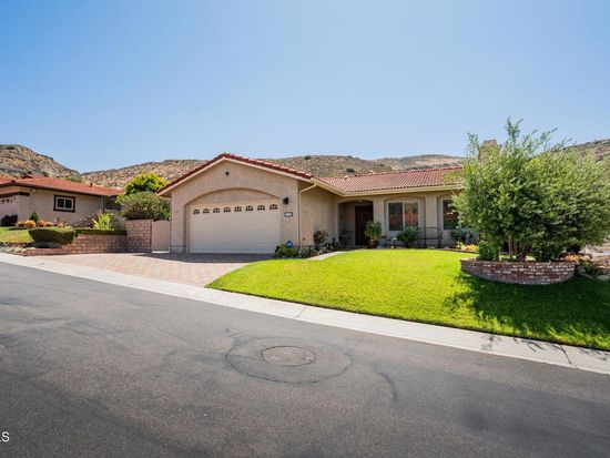 1148 Belleza St, Camarillo, CA 93012