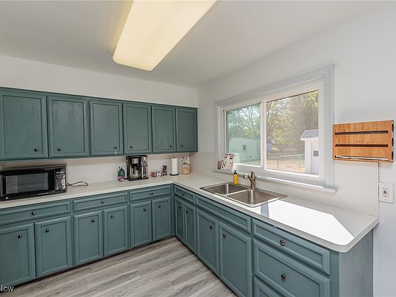 5th image of 6478 Lawnwood Ave