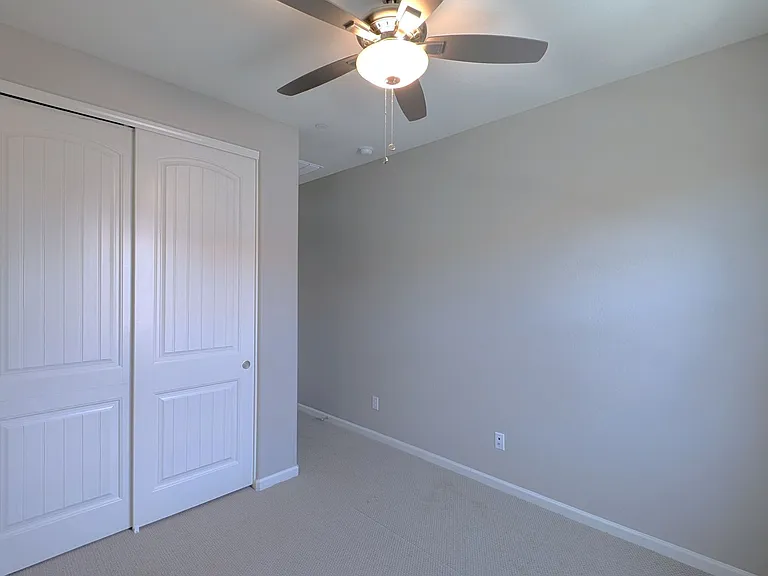 2477 W Market Pl #11 — Photo 25