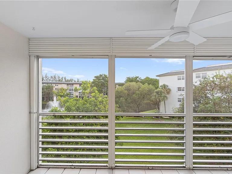1801 Eleuthera Point #J3 — Photo 36