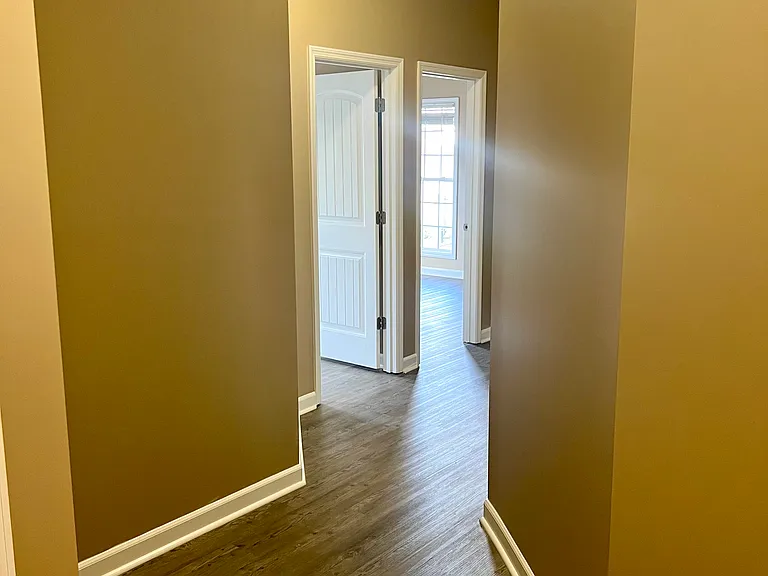 104 Saint Charles Pl — Photo 16