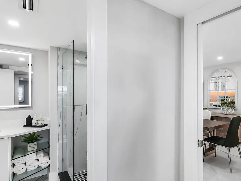44 Yacht Club Dr #611 — Photo 19