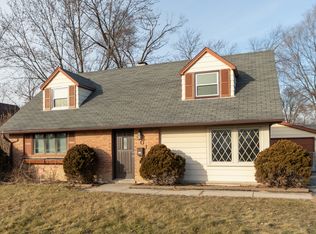 201 Craig Dr W, Chicago Heights, IL 60411