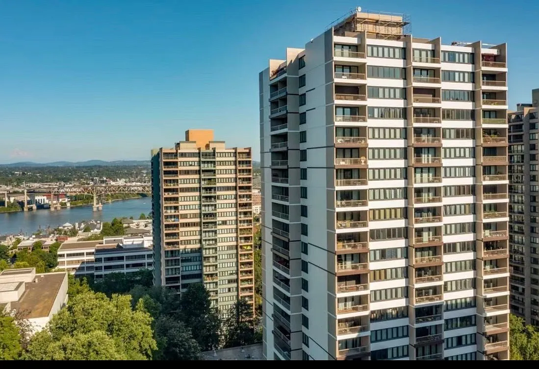 2 bed, 957 sqft, $2,285 — Photo 1