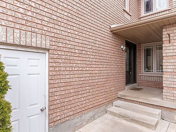 3rd image of 3744 Althorpe Cir