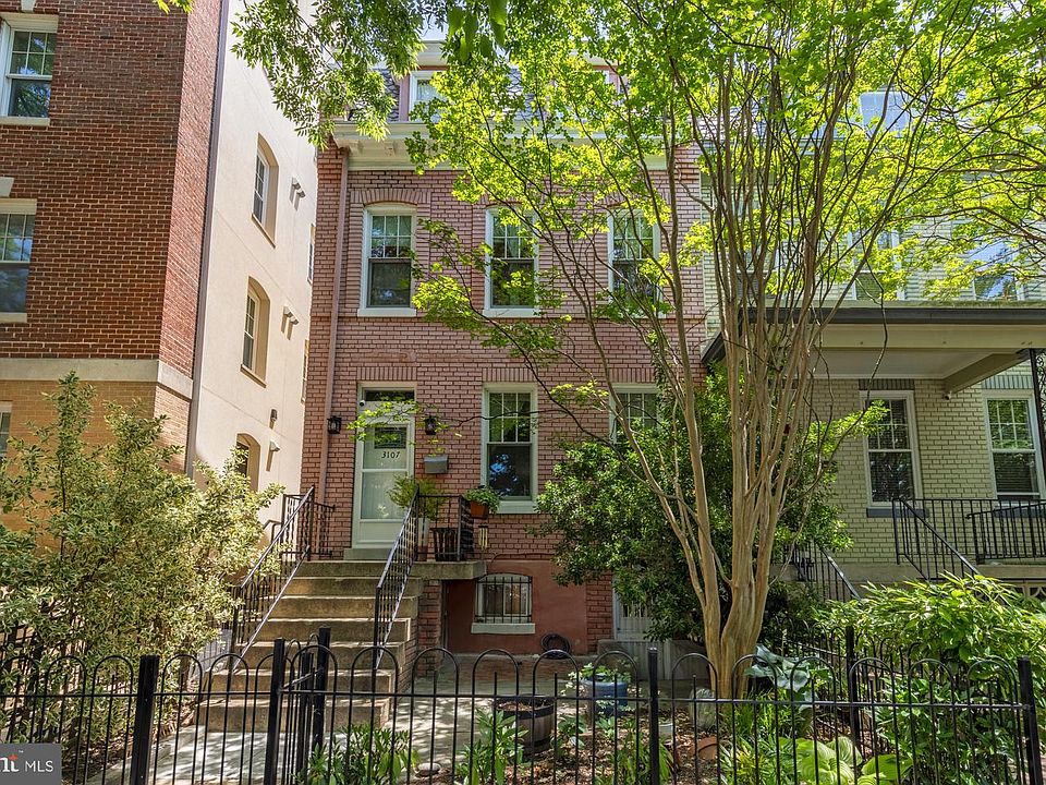 1st image of 3107 17th St NW