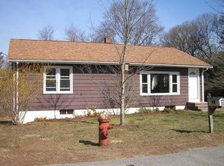 39 Norman Ave, Taunton, MA 02780